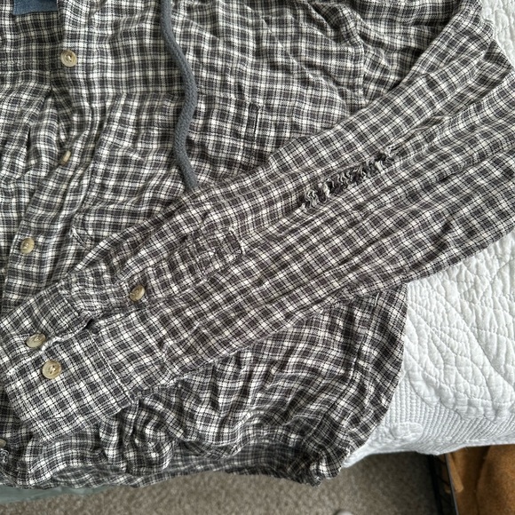American Eagle Cropped Flannel Shirt/Hoodie Size Small - Picture 5 of 7